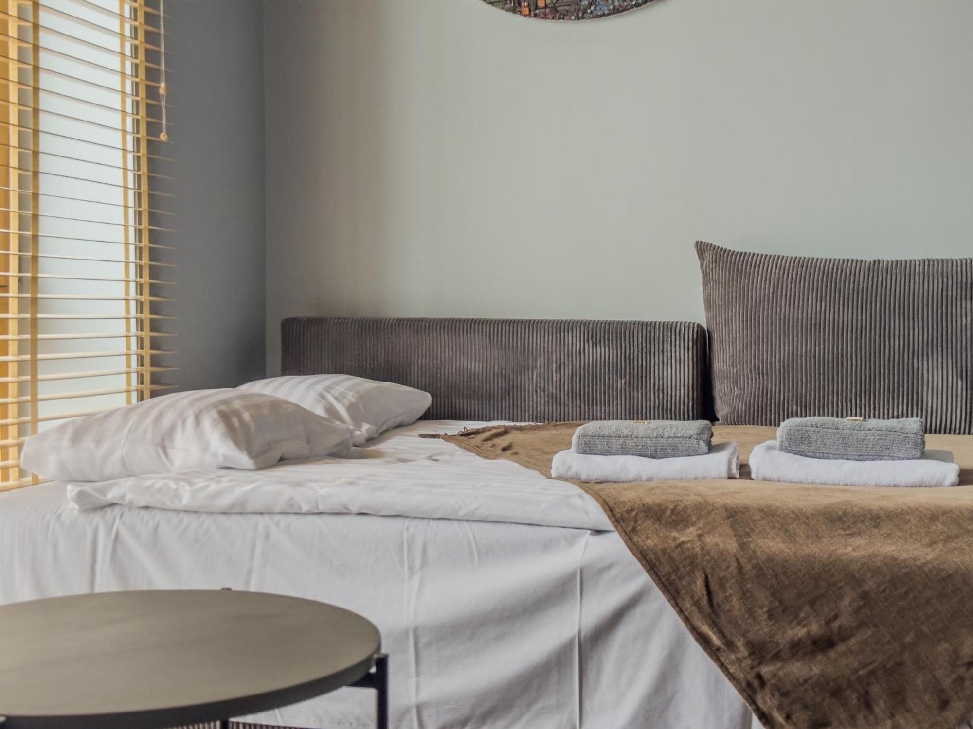 Ivis House Modern Apartment In Vilnius Old Town With Balcony ヴィリニュス エクステリア 写真